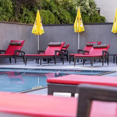 Lifthotel Hotel 3*