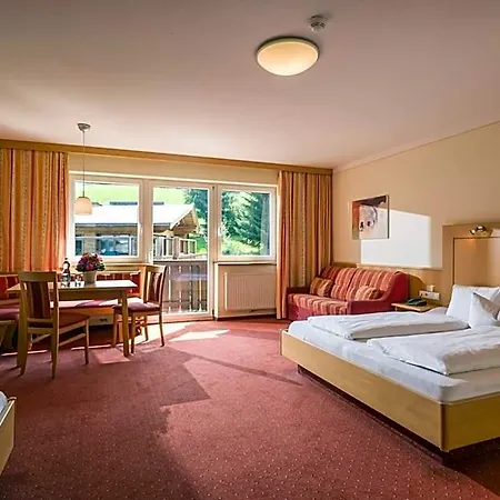 Hotel Lifthotel 3*