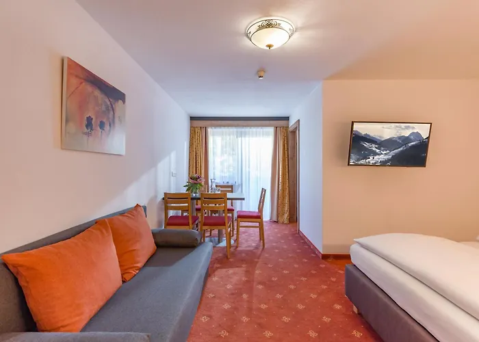 Отель Lifthotel