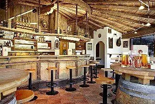 Lifthotel Отель 3*