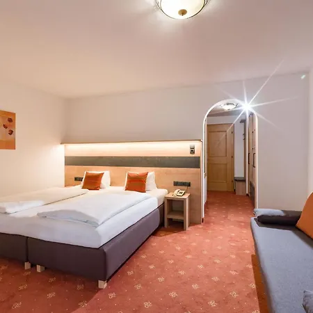 Szálloda Lifthotel 3*