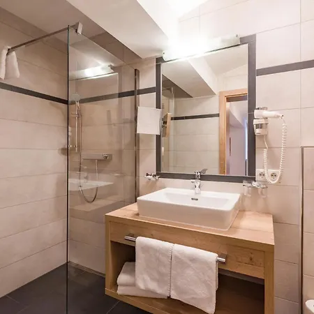 Szálloda Lifthotel Kirchberg in Tirol